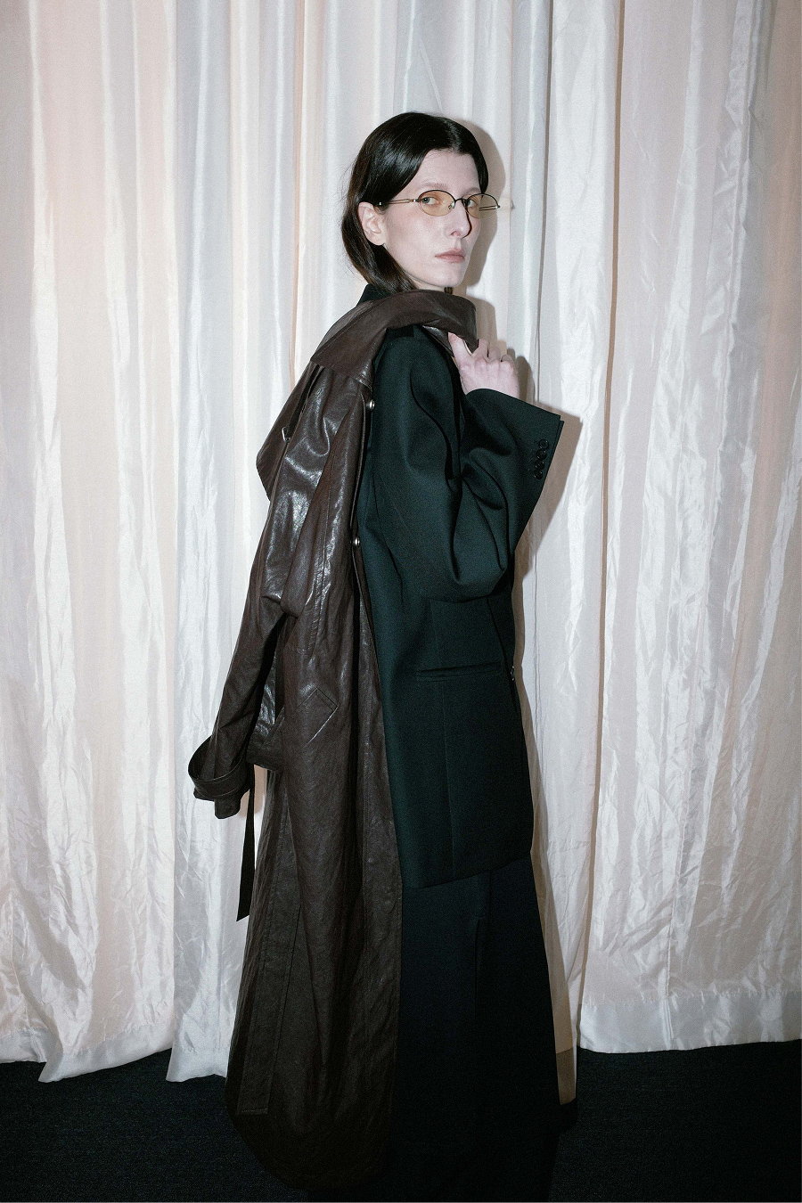 25AW RUNWAY PARIS image 1